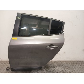 PUERTA TRASERA IZQUIERDA 821018543R  OEM 821018543R