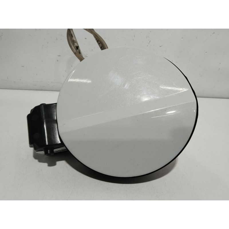 TAPA EXTERIOR COMBUSTIBLE 6V6809857  - imagen 1