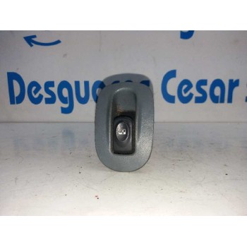 MANDO ELEVALUNAS DELANTERO DERECHO 7700838099 