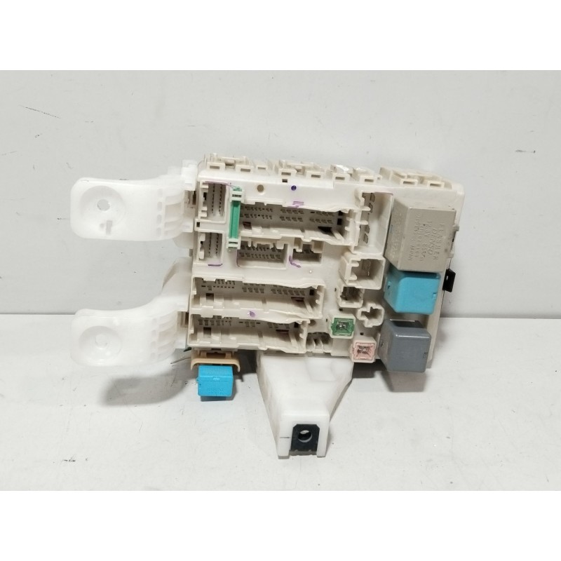 CAJA RELES / FUSIBLES 8273047290  - imagen 2