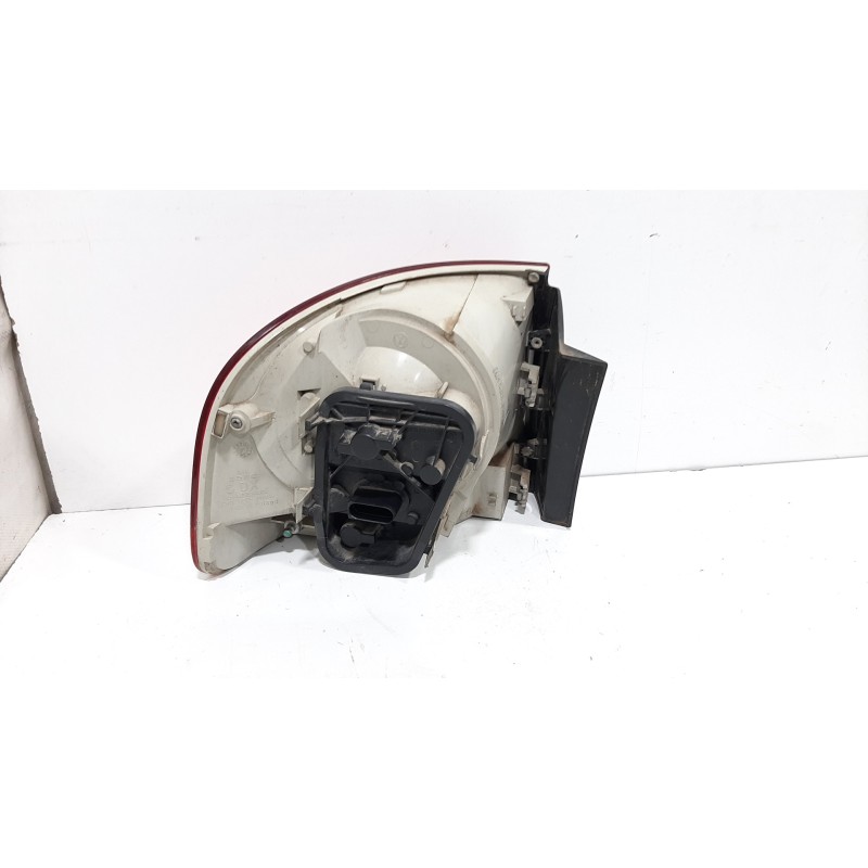 PILOTO TRASERO DERECHO 7L6945096P  - imagen 2