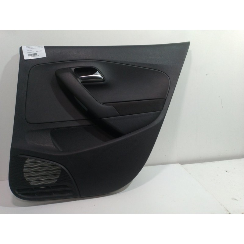 GUARNECIDO PUERTA TRASERA DERECHA 6R6867212  - imagen 1