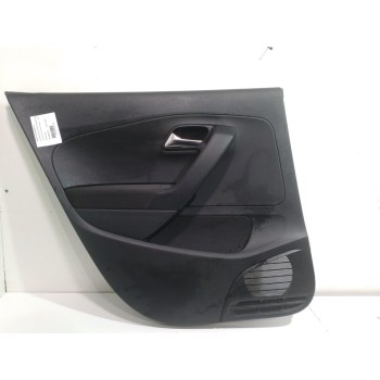 GUARNECIDO PUERTA TRASERA IZQUIERDA 6R6867211 