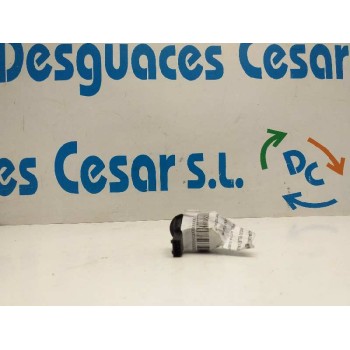 MANDO ELEVALUNAS DELANTERO DERECHO 6240105 