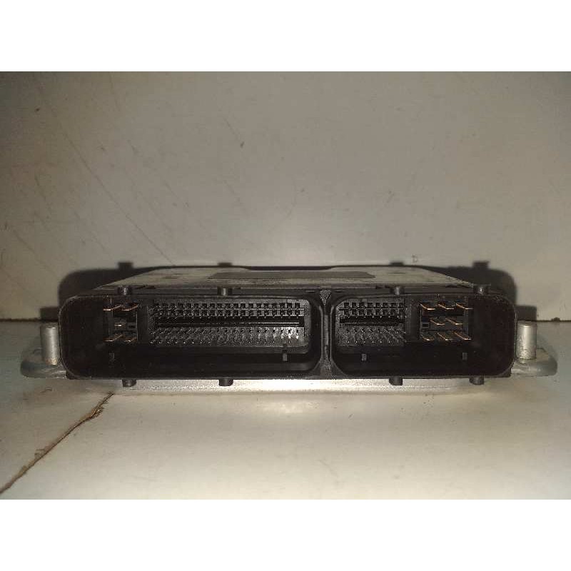 CENTRALITA MOTOR UCE 0281010704 038906019ER  - imagen 1