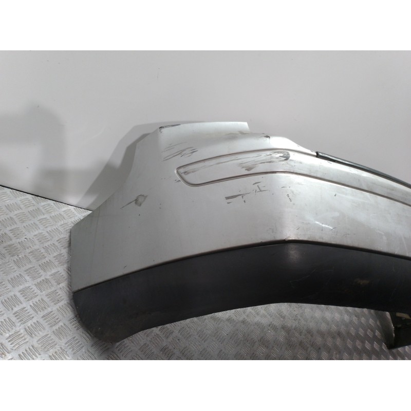 PARAGOLPES TRASERO 31290753 PLATA  - imagen 3