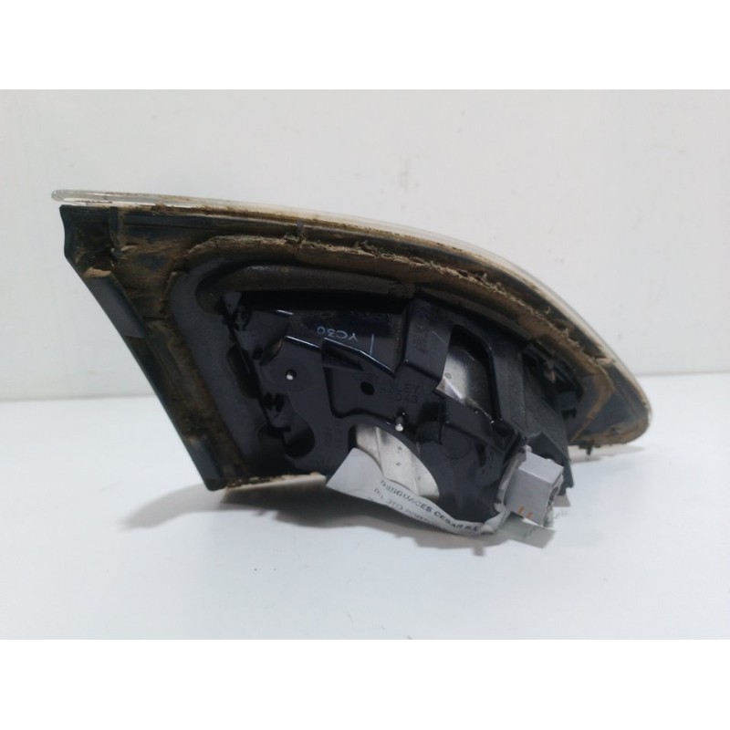 PILOTO PORTON TRASERO DERECHO  - imagen 2