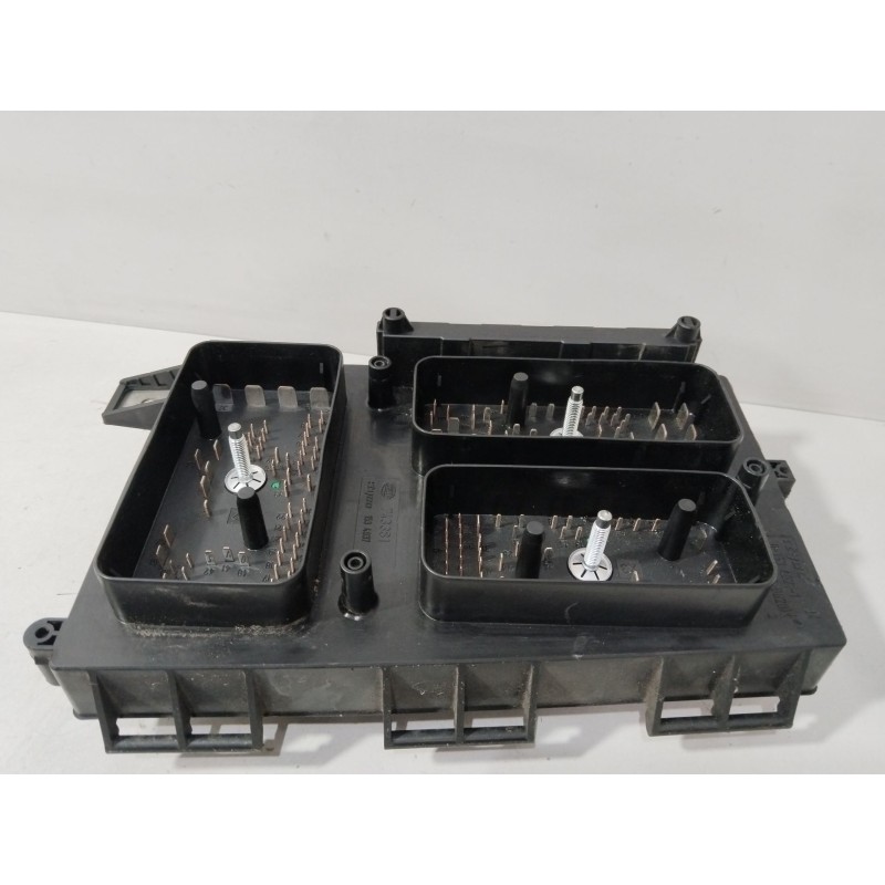CAJA RELES / FUSIBLES 13206751  - imagen 3