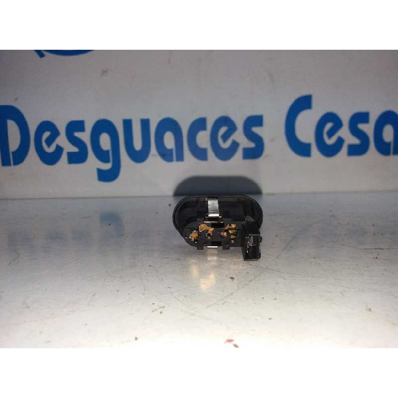 MANDO ELEVALUNAS DELANTERO DERECHO  - imagen 2