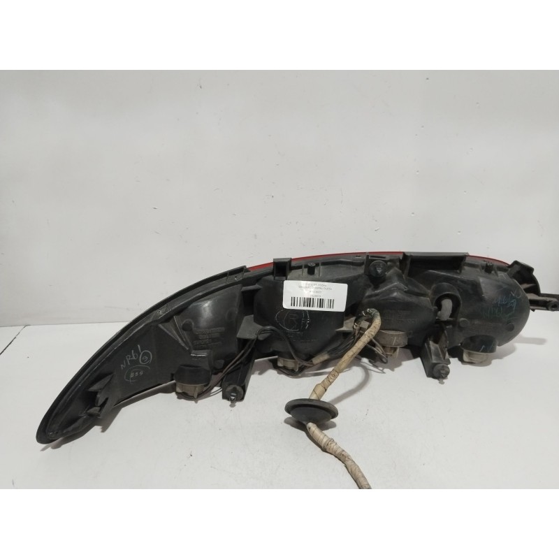 PILOTO TRASERO DERECHO 22061376  - imagen 2