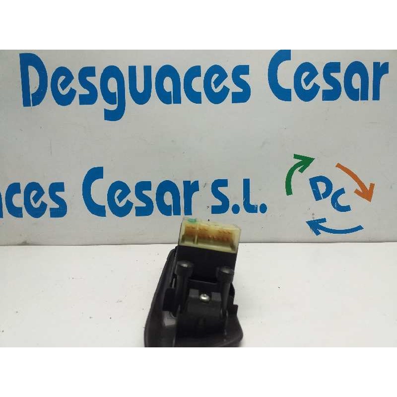 MANDO ELEVALUNAS DELANTERO IZQUIERDO  - imagen 1