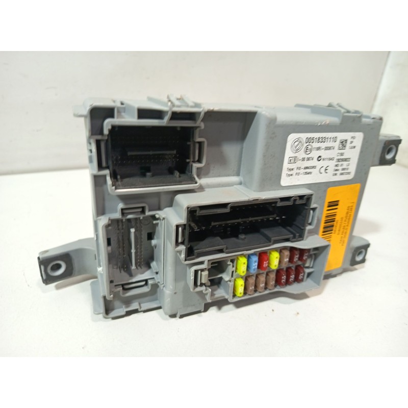 CAJA RELES / FUSIBLES 518331110  - imagen 4