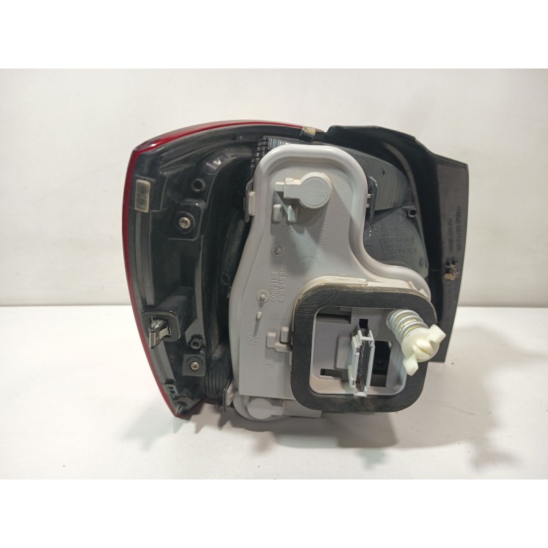 PILOTO TRASERO DERECHO 6R0945096AH  - imagen 3