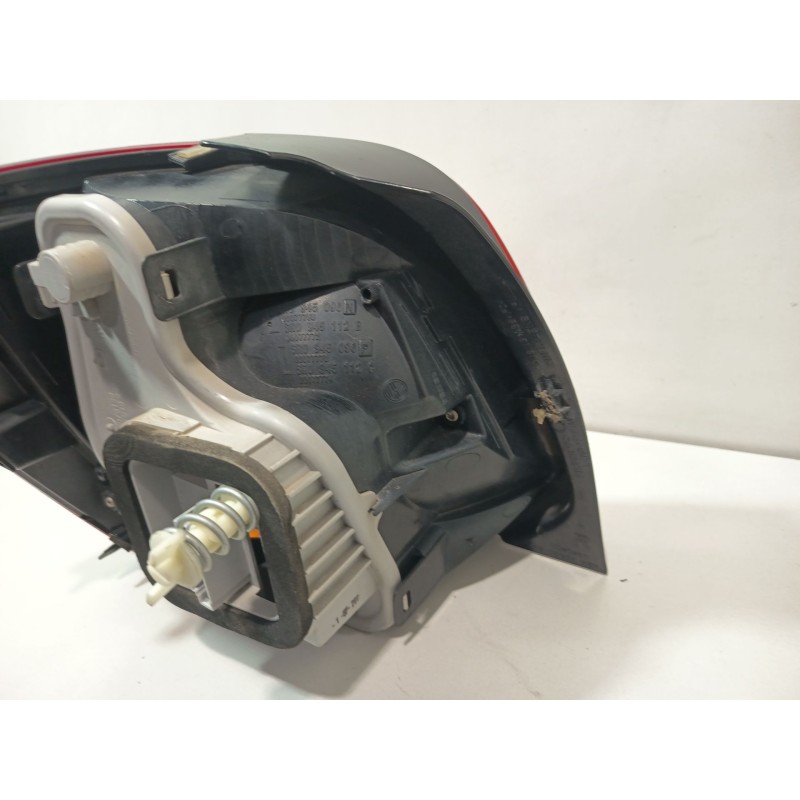 PILOTO TRASERO DERECHO 6R0945096AH  - imagen 4