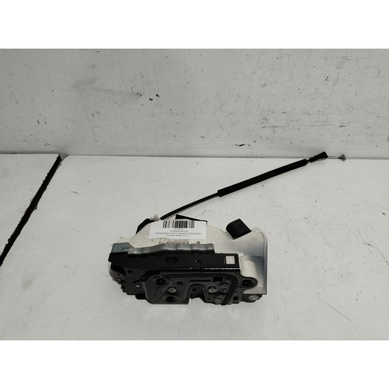 CERRADURA PUERTA TRASERA IZQUIERDA 05A5N0839015D  - imagen 1