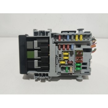 CAJA RELES / FUSIBLES 1322786 