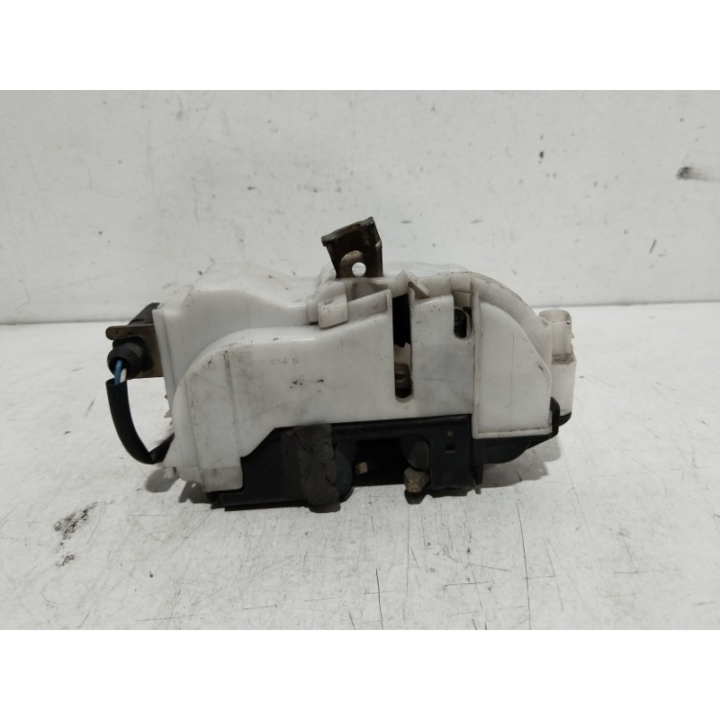 CERRADURA PUERTA DELANTERA DERECHA 6K3837016D  - imagen 2