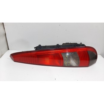 PILOTO TRASERO DERECHO 2S6113A602BG 