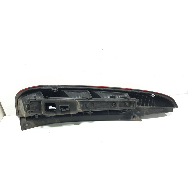 PILOTO TRASERO DERECHO 2S6113A602BG  - imagen 2