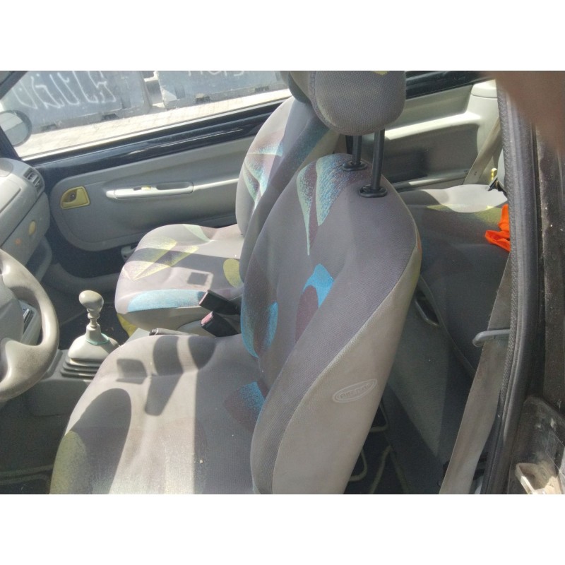 RENAULT TWINGO I (C06_) - imagen 3