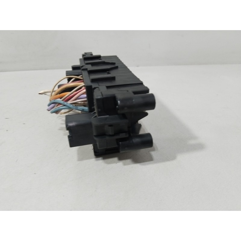 CAJA RELES / FUSIBLES 9635519180  - imagen 3