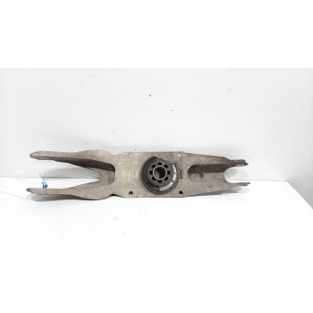 BRAZO SUSPENSION INFERIOR TRASERO IZQUIERDO A1563300500 