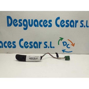 MANDO ELEVALUNAS DELANTERO IZQUIERDO 4953211 