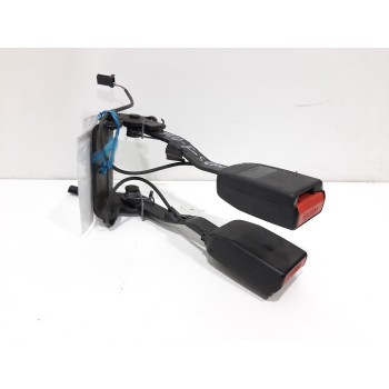 ENGANCHE CINTURON TRASERO CENTRAL 888225167R 