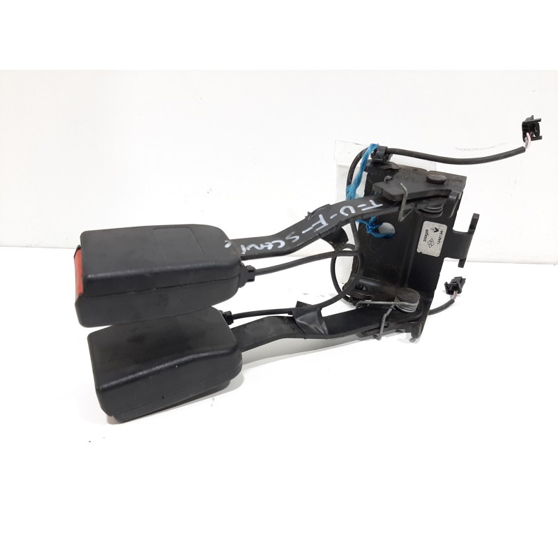 ENGANCHE CINTURON TRASERO CENTRAL 888225167R  - imagen 2