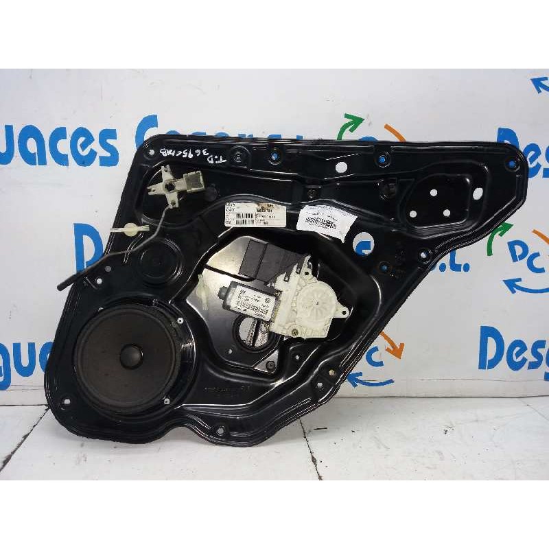 ELEVALUNAS TRASERO DERECHO 1M0839730F ELECTRICO - imagen 1