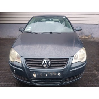 VOLKSWAGEN POLO (9N3)