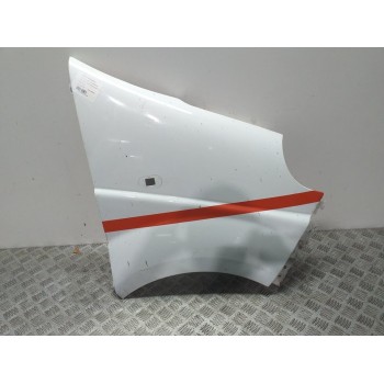 ALETA DELANTERA DERECHA 4408596 BLANCO 