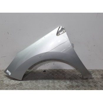 ALETA DELANTERA IZQUIERDA 7840W1 PLATA 