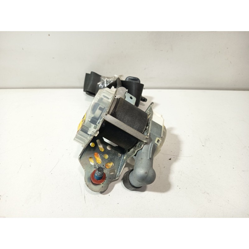 CINTURON SEGURIDAD DELANTERO DERECHO 888202L900WK  - imagen 1