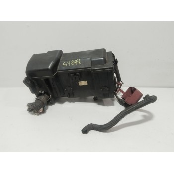 CAJA RELES / FUSIBLES 5014P01 