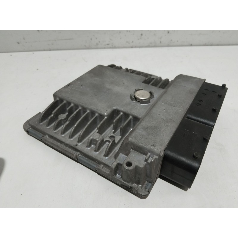 CENTRALITA MOTOR UCE 03F906070GD  - imagen 4