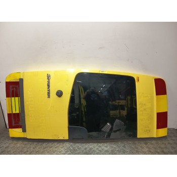 PUERTA TRASERA IZQUIERDA A9067401105 