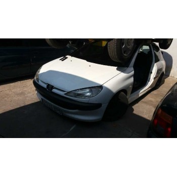 PEUGEOT 206 BERLINA