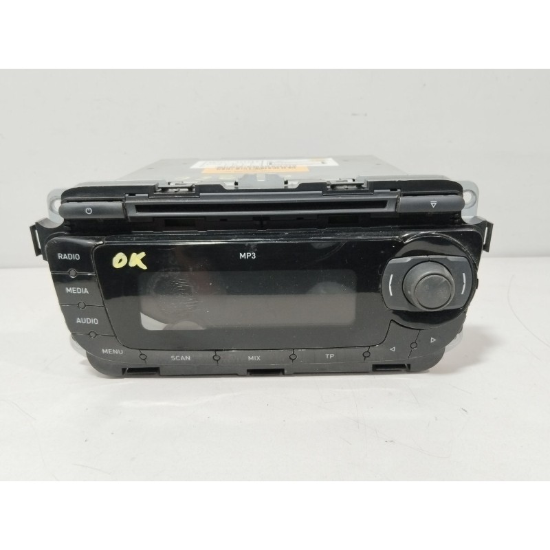 SISTEMA AUDIO / RADIO CD 5P0035153B  - imagen 1