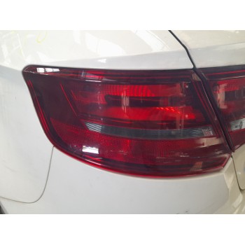 PILOTO TRASERO IZQUIERDO 8V4945095C  OEM 8V4945095C