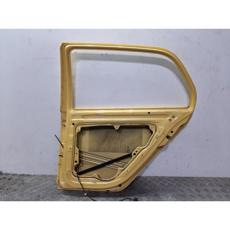 PUERTA TRASERA DERECHA 6Y6833056 AMARILLO  - imagen 2