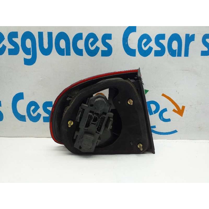 PILOTO TRASERO DERECHO 1M5945112  - imagen 2