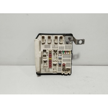 CAJA RELES / FUSIBLES 8200481866J 