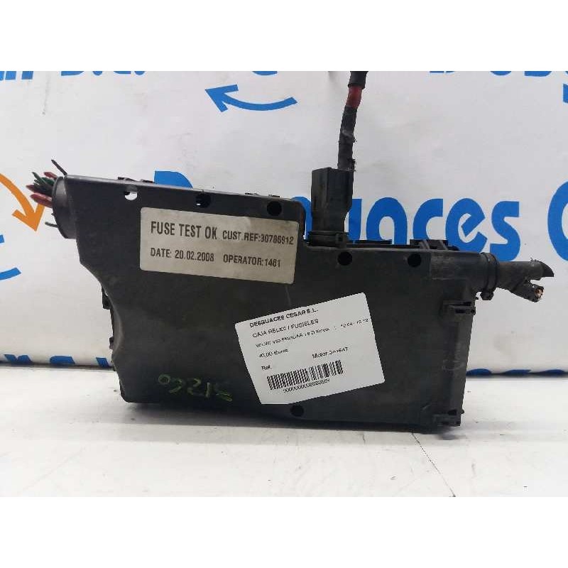 CAJA RELES / FUSIBLES 8688040 518818000  - imagen 2