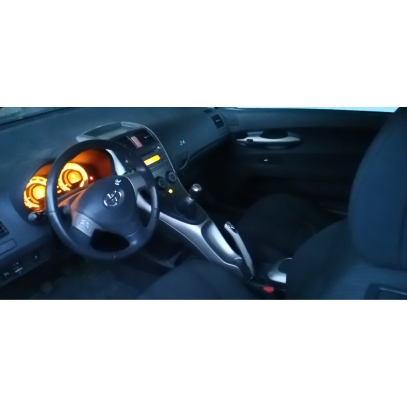 TOYOTA AURIS - imagen 3