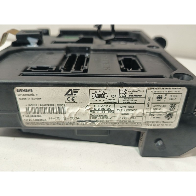 CAJA RELES / FUSIBLES 7M3962258S  - imagen 4