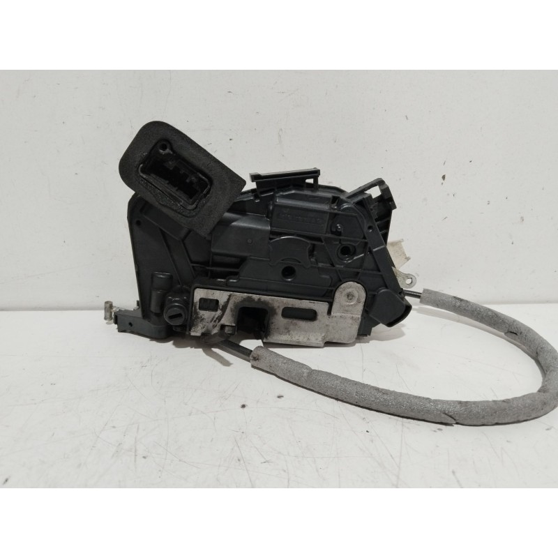 CERRADURA PUERTA TRASERA IZQUIERDA 5K4839015AF  - imagen 2