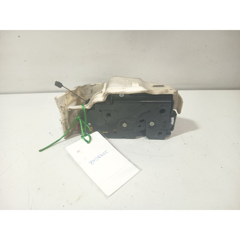 CERRADURA PUERTA DELANTERA DERECHA 3D1837016AE  - imagen 3