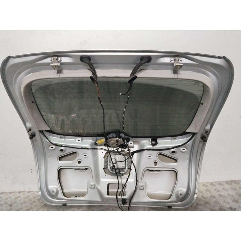 PORTON TRASERO 5P0827024 PLATA - imagen 4