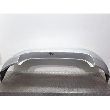 PARAGOLPES TRASERO 5215902240 PLATA 